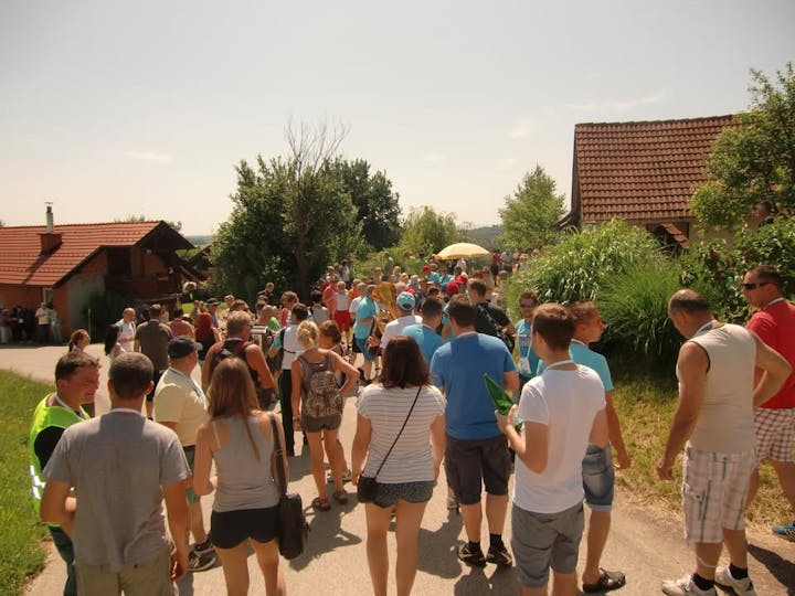 Pohod po odprtih kleteh Pavlovski vrh - Libanja